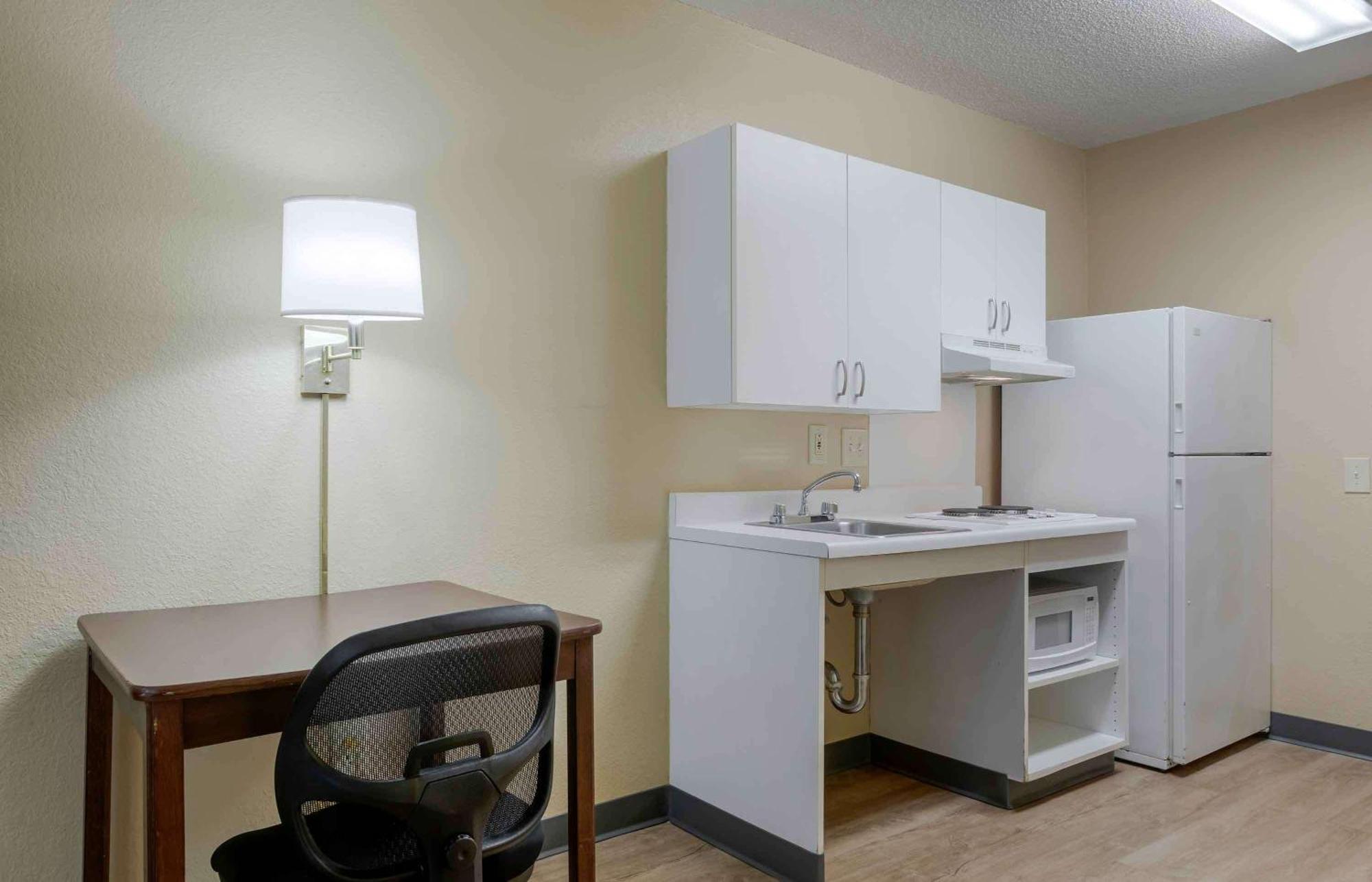 Extended Stay America Select Suites - Phoenix - Airport - E Oak St Eksteriør billede