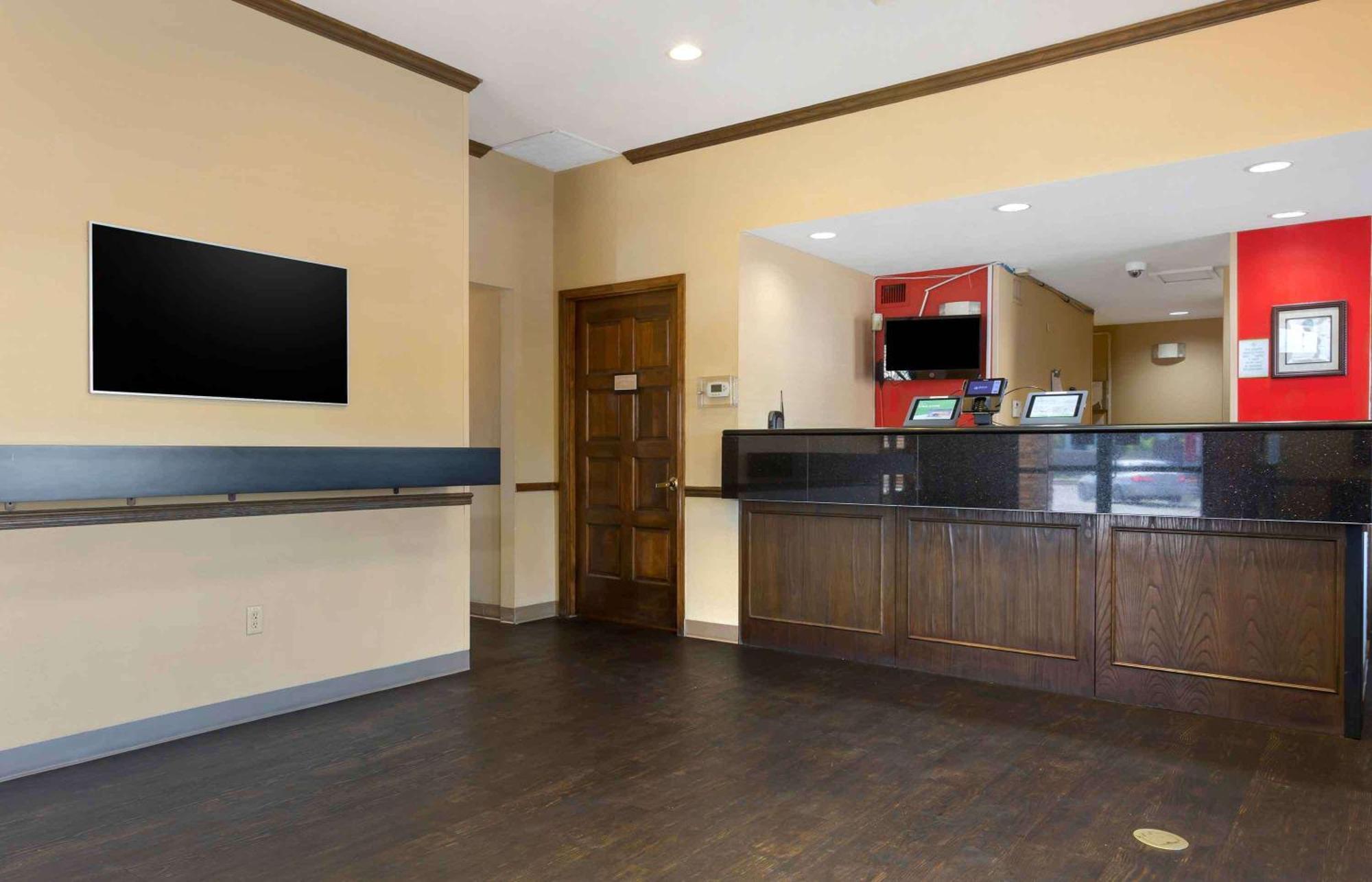 Extended Stay America Select Suites - Phoenix - Airport - E Oak St Eksteriør billede
